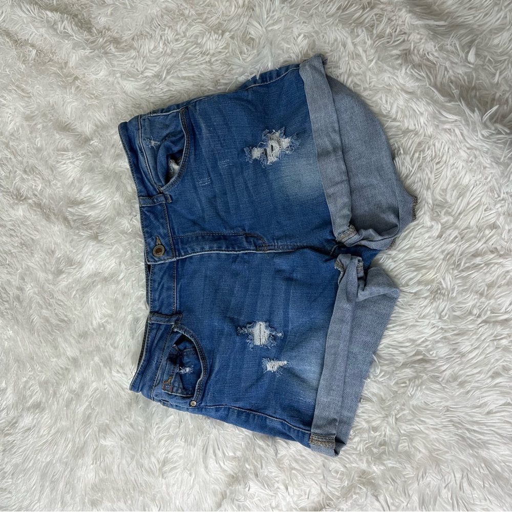 Women’s Light Wash Mid Rise Jean Shorts Size Large